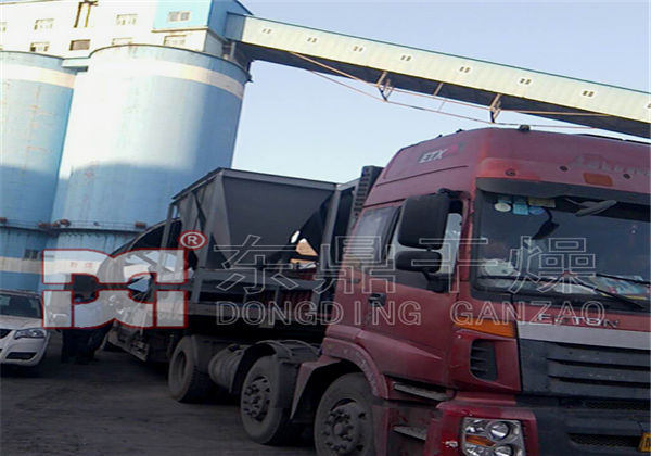 大雪前東鼎煤泥烘干機完成發貨